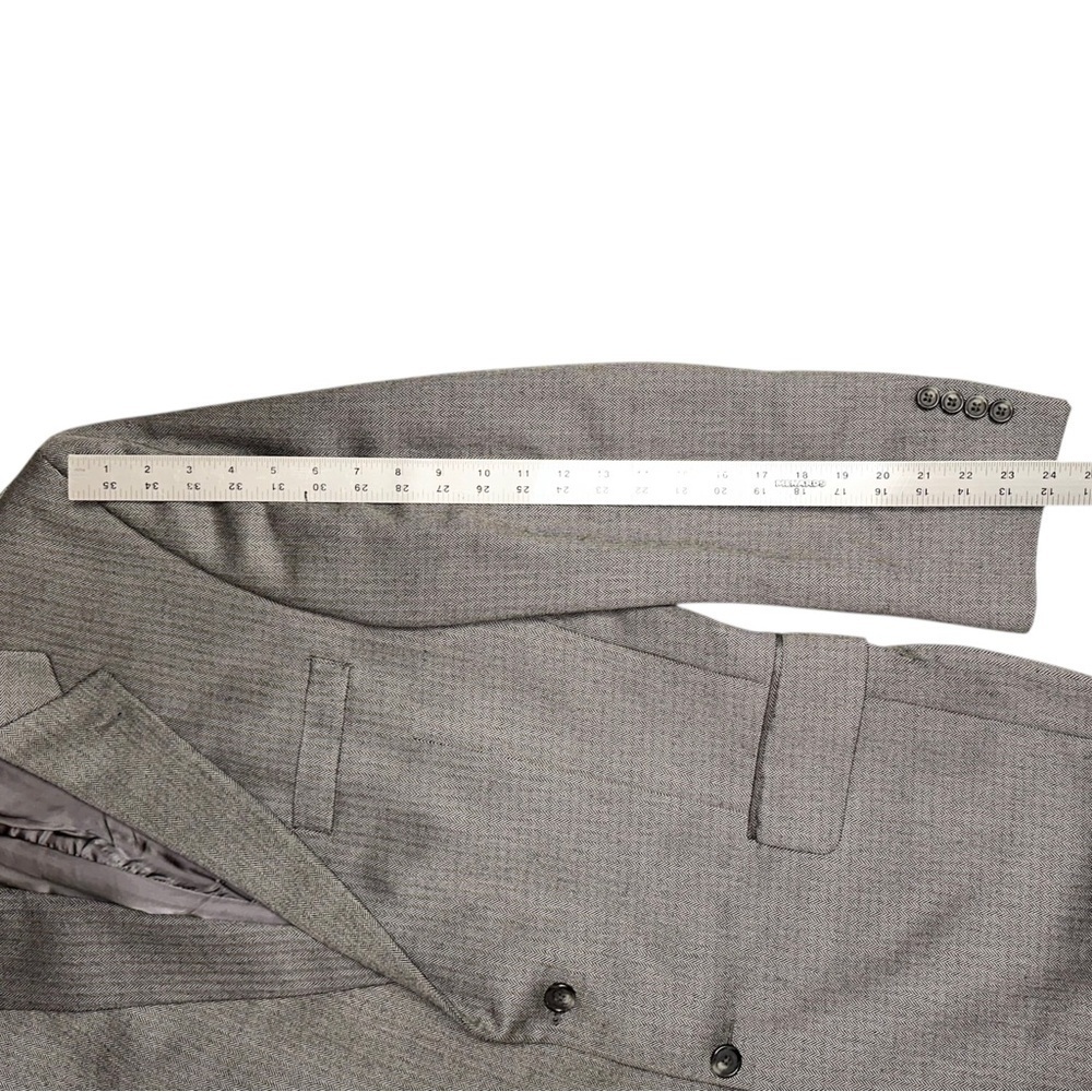 JoS. A. Bank Men’s Silk & Camel Hair Gray Herringbone Blazer Sport Coat 44R - Picture 9 of 11